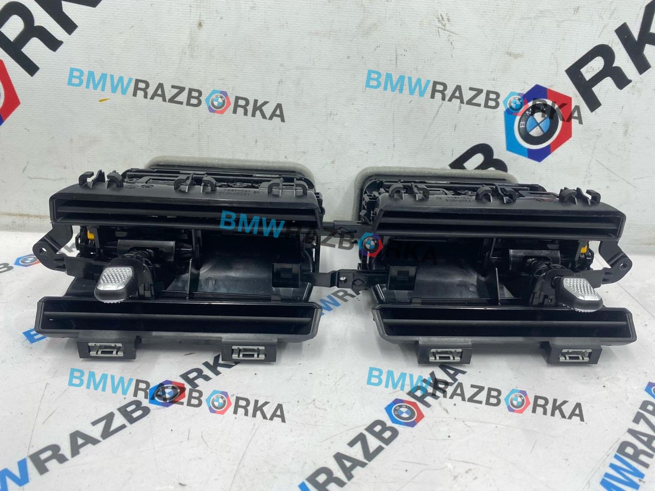 дефлектор обдува салона BMW X6 G06 [рестайлинг] G06 2023, 3.0 л., i, B58B30, бензин, АКПП, a96, внедорожник 5 дв., полный привод, 5A01333