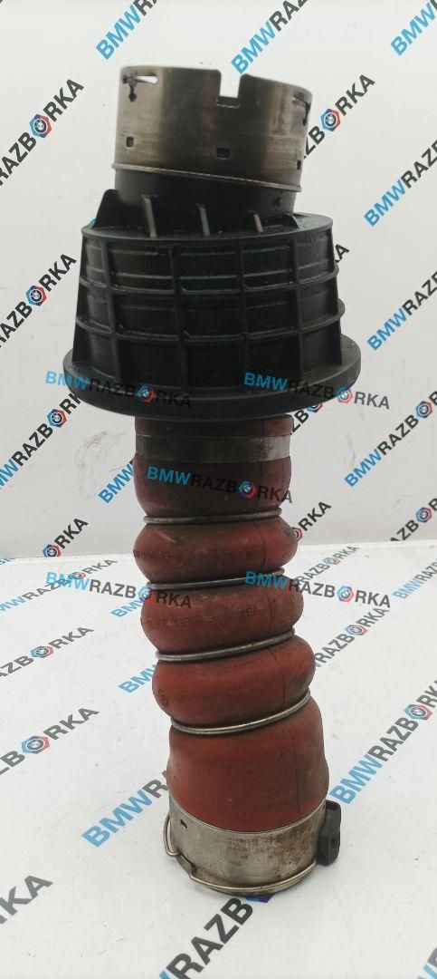 патрубок интеркулера BMW 5 серия G30/G31 G30 2017, 2.0 л., B47 D20 B, дизель, АКПП, a90, седан, задний привод, правый руль, 8572860