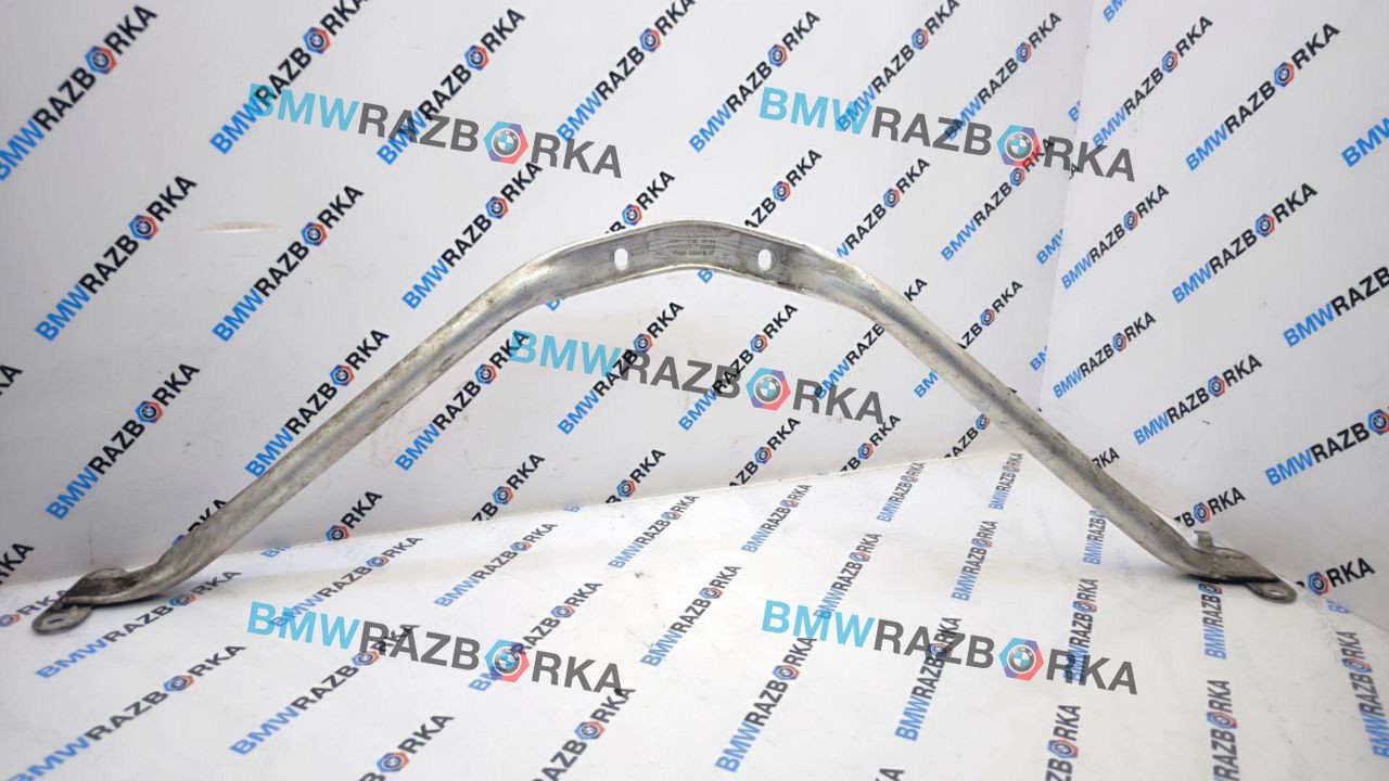 Распорка (растяжка) телевизора BMW 5 серия G30/G31 G30 2017, 2.0 л., B47 D20 B, дизель, АКПП, a90, седан, задний привод, правый руль, 7215019