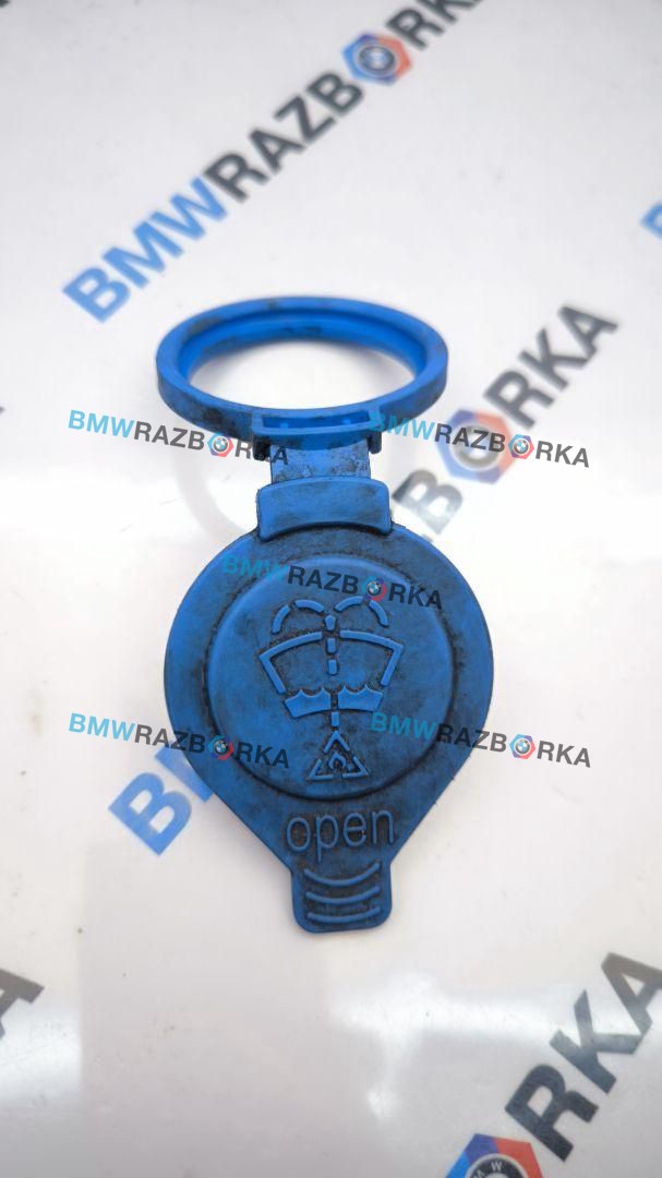 крышка бачка омывателя BMW 5 серия G30/G31 G30 2017, 2.0 л., B47 D20 B, дизель, АКПП, a90, седан, задний привод, правый руль, 61667357288, 7357288