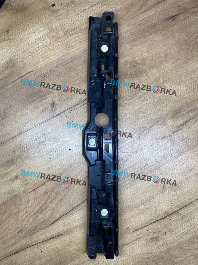 Кронштейн крепления порога BMW 5 серия G30/G31 G30 2017, 2.0 л., B47 D20 B, дизель, АКПП, a90, седан, задний привод, правый руль, 51777387343, 7387343