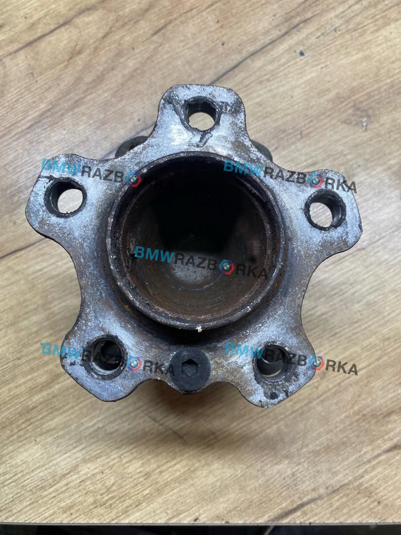 ступица передняя BMW 5 серия G30/G31 G30 2017, 2.0 л., B47 D20 B, дизель, АКПП, a90, седан, задний привод, правый руль, 6871191