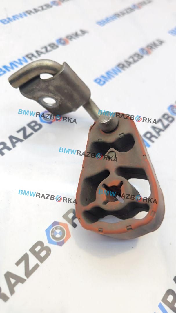 кронштейн глушителя BMW M4 G82/G83 G82 2021, S58B30A, АКПП, black-sapphire metallic, купе, полный привод, 18107583940, 7583940