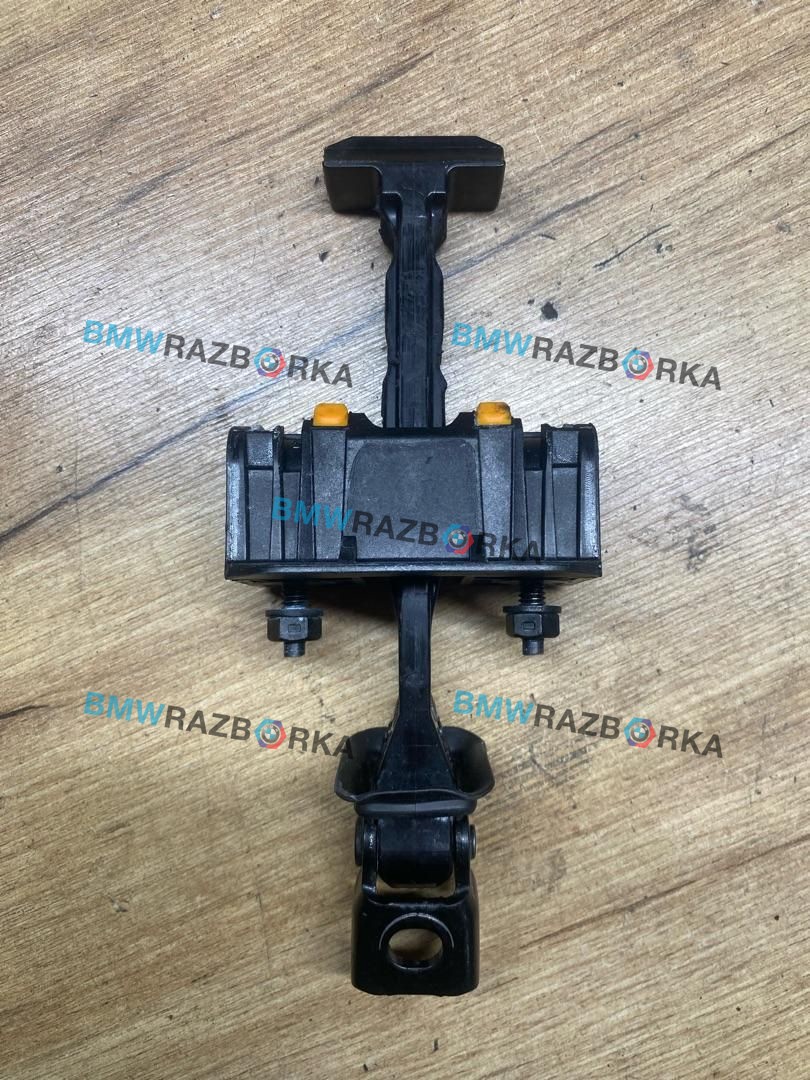 ограничитель открывания двери BMW M4 G82/G83 G82 2021, S58B30A, АКПП, black-sapphire metallic, купе, полный привод, 7482127