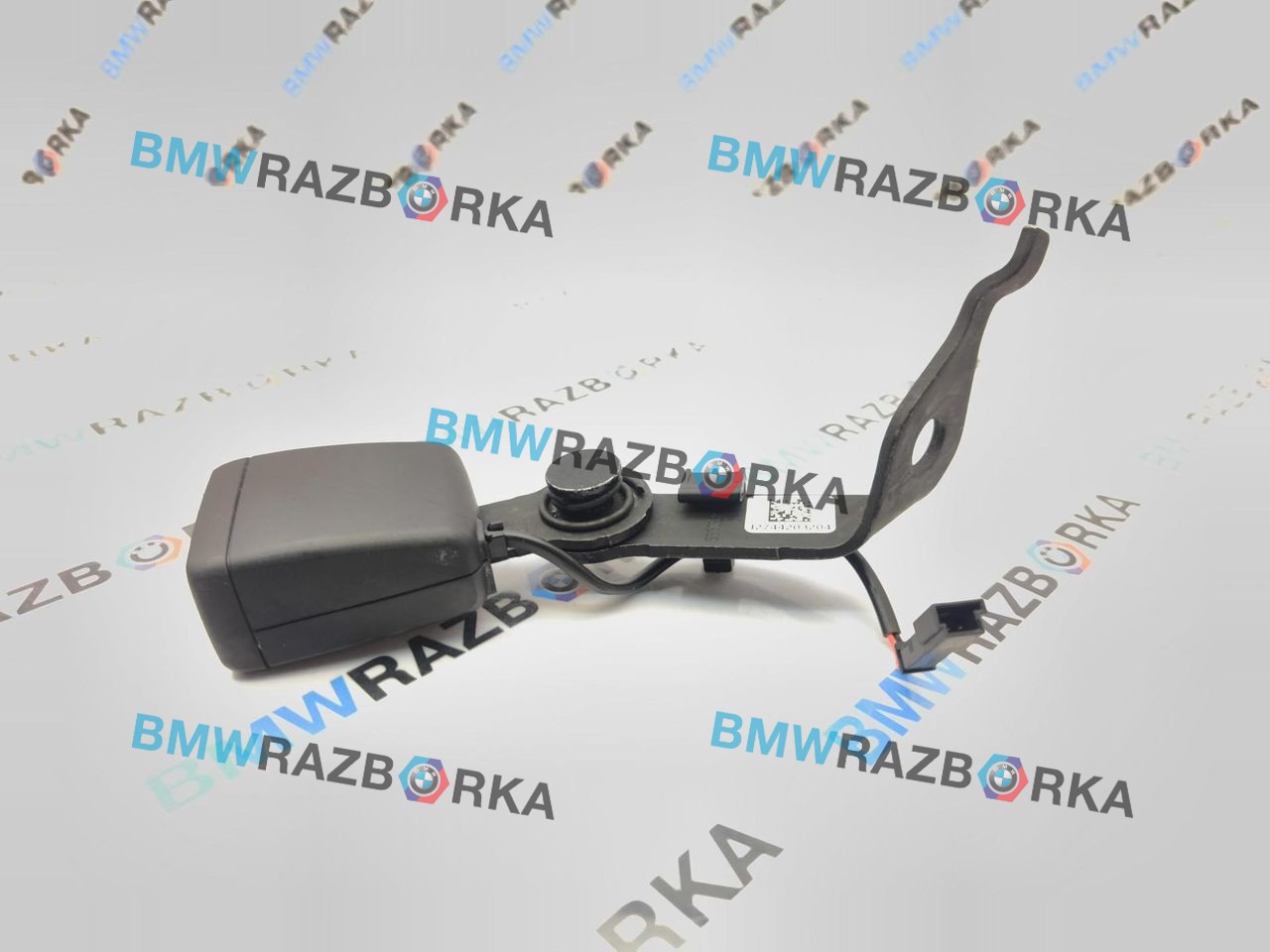 замок ремня безопасности BMW M4 G82/G83 G82 2021, S58B30A, АКПП, black-sapphire metallic, купе, полный привод, 7442032