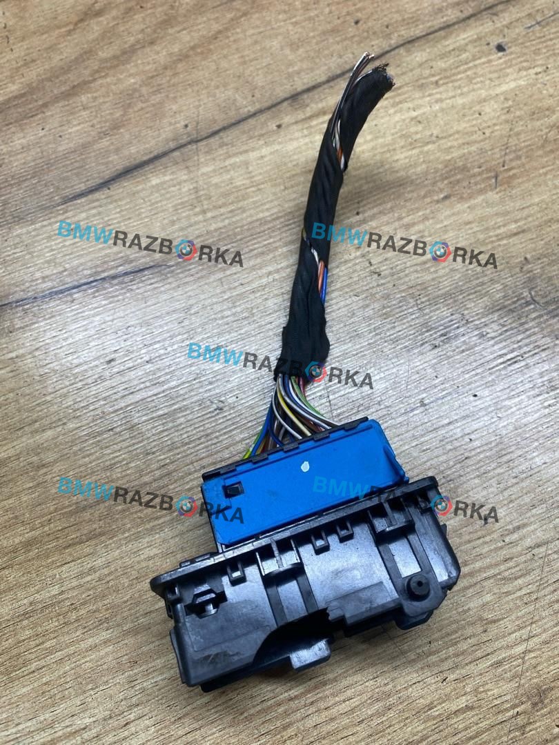 разъем (фишка) проводки BMW 5 серия G30/G31 G30 2017, 2.0 л., B47 D20 B, дизель, АКПП, a90, седан, задний привод, правый руль, 9221022, 9221027