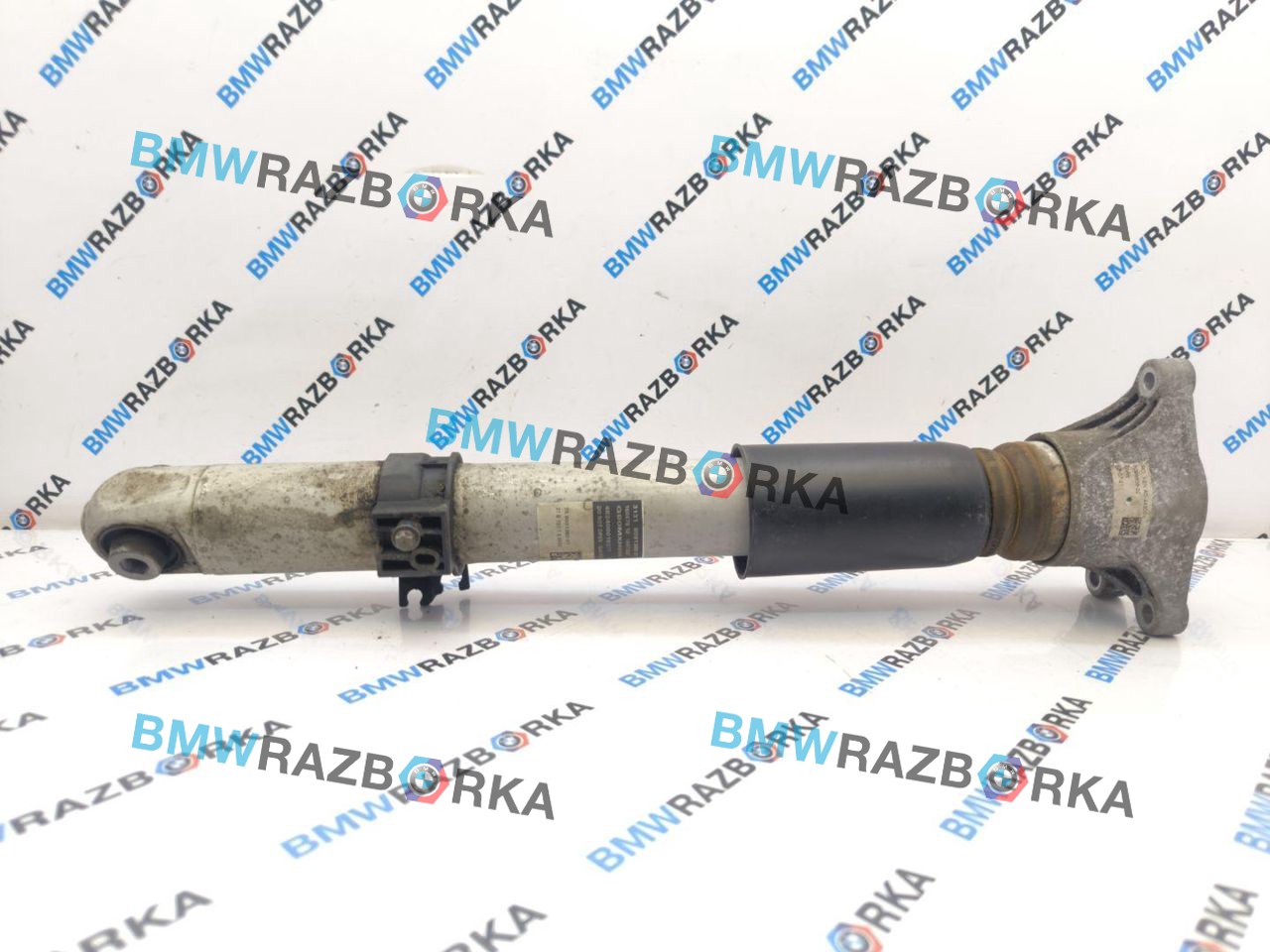 амортизатор задний правый BMW M4 G82/G83 G82 2021, S58B30A, АКПП, black-sapphire metallic, купе, полный привод, 31318091380, 8091380