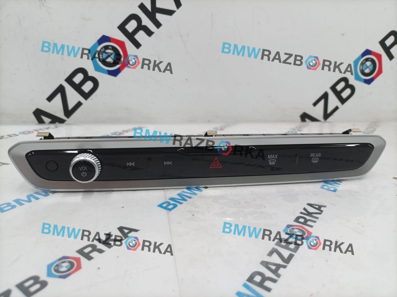 панель управления магнитолой BMW X5 G05 [рестайлинг] G05 2024, 3.0 л., B57 D30 B, дизель, АКПП, a96, внедорожник 5 дв., полный привод, 5A64198, 61315A64198