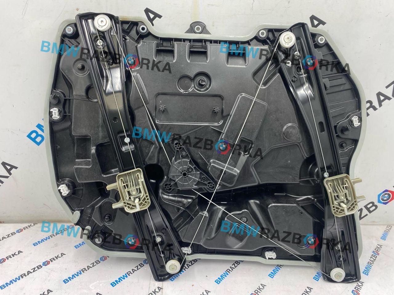 стеклоподъемник передний правый BMW X5 G05 [рестайлинг] G05 2024, 3.0 л., B57 D30 B, дизель, АКПП, a96, внедорожник 5 дв., полный привод, 9450784