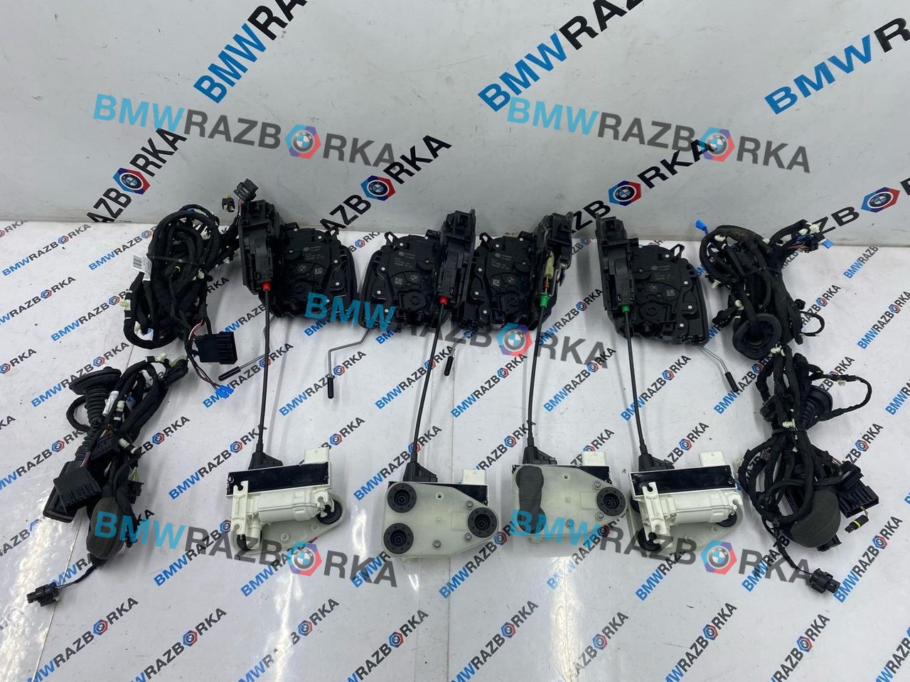 замок двери BMW X5 G05 [рестайлинг] G05 2024, 3.0 л., B57 D30 B, дизель, АКПП, a96, внедорожник 5 дв., полный привод, 7477704, 7477703, 7477702, 7444678, 7444677, 7477699, 7444674, 7444673
