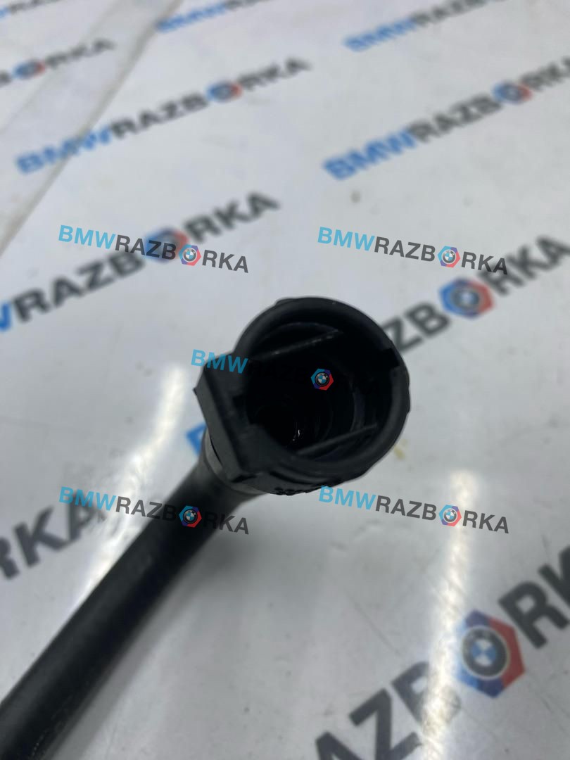 патрубок расширительного бачка BMW X5 G05 [рестайлинг] G05 2024, 3.0 л., B57 D30 B, дизель, АКПП, a96, внедорожник 5 дв., полный привод, 17128598056, 8598056