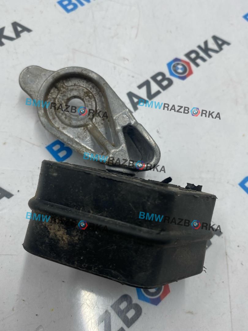 кронштейн глушителя BMW X5 G05 [рестайлинг] G05 2025, 3.0 л., B57 D30 B, дизель, АКПП, c35, внедорожник 5 дв., полный привод, 7935436, 7589931