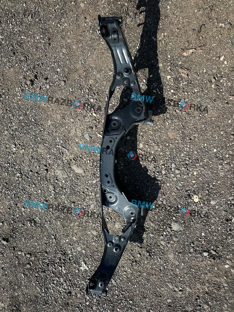 балка подвески задняя BMW X2 U10 2025, 2.0 л., бензин, АКПП, белый, внедорожник 5 дв., передний привод, правый руль, 6894202