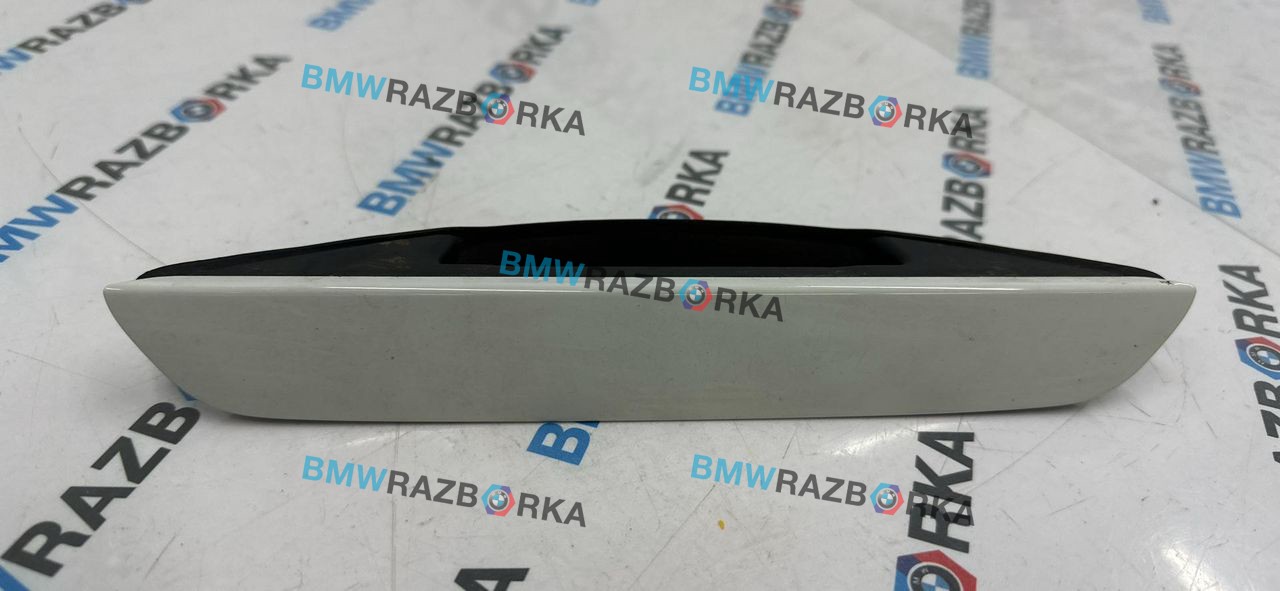 ручка наружная BMW X2 U10 2025, 2.0 л., бензин, АКПП, белый, внедорожник 5 дв., передний привод, правый руль, 5A70F29