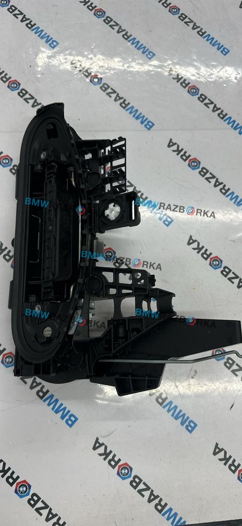 скелет ручки двери передней правой BMW X2 U10 2025, 2.0 л., бензин, АКПП, белый, внедорожник 5 дв., передний привод, правый руль, 5A68EE8