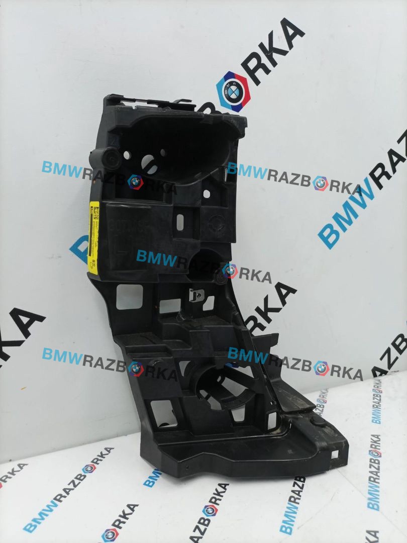 Крепление бампера заднего BMW X7 G07 [рестайлинг] G07 2023, 3.0 л., B58B30P, бензин, АКПП, 475, внедорожник 5 дв., полный привод, 8069901