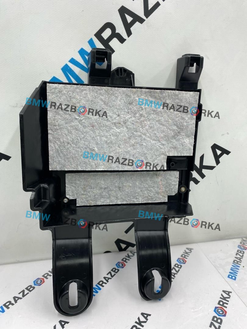 кронштейн блока управления BMW X7 G07 [рестайлинг] G07 2023, 3.0 л., B58B30P, бензин, АКПП, 475, внедорожник 5 дв., полный привод, 61246819625, 6819625