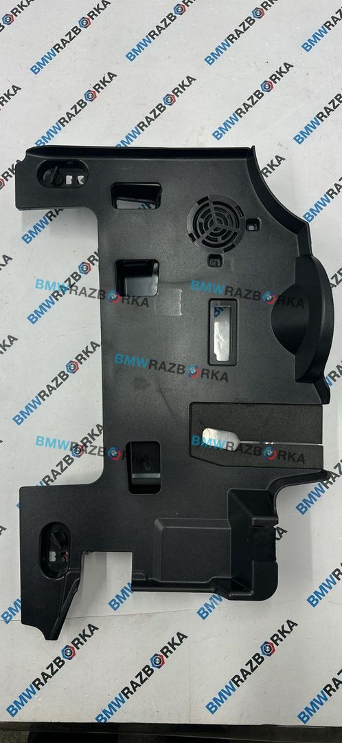 пластик BMW X7 G07 [рестайлинг] G07 2023, 3.0 л., B58B30P, бензин, АКПП, 475, внедорожник 5 дв., полный привод, 9399364