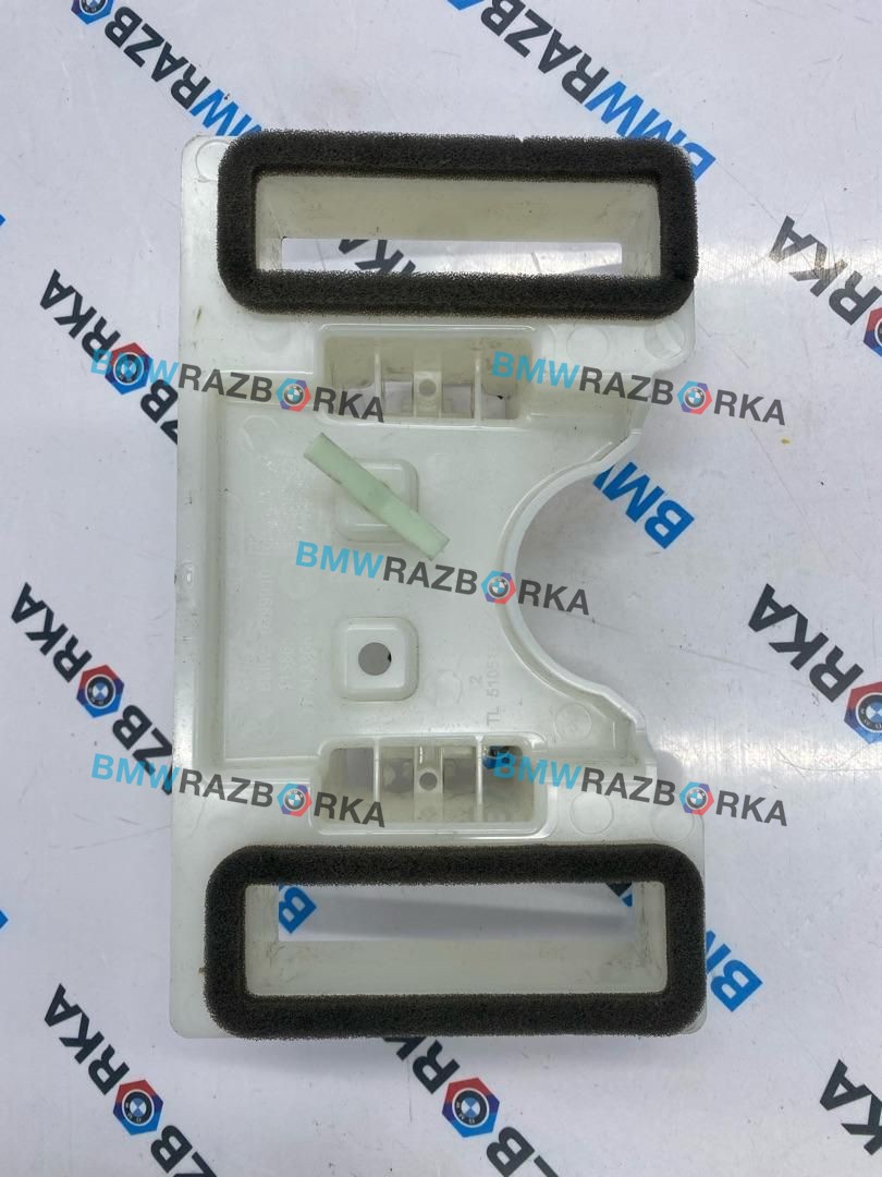 воздуховод печки BMW X7 G07 [рестайлинг] G07 2023, 3.0 л., B58B30P, бензин, АКПП, 475, внедорожник 5 дв., полный привод, 51169399910, 9399910