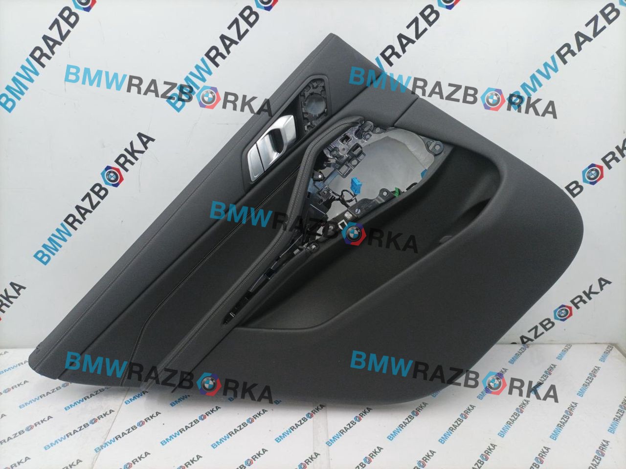обшивка двери задняя левая BMW X7 G07 [рестайлинг] G07 2023, 3.0 л., B58B30P, бензин, АКПП, 475, внедорожник 5 дв., полный привод