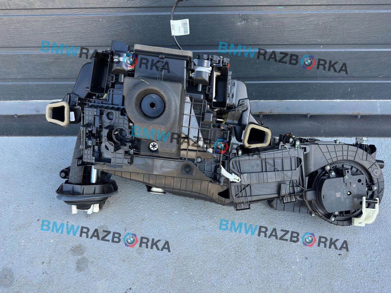 отопитель в сборе (печка) BMW X7 G07 [рестайлинг] G07 2023, 3.0 л., B58B30P, бензин, АКПП, 475, внедорожник 5 дв., полный привод, 5A31841