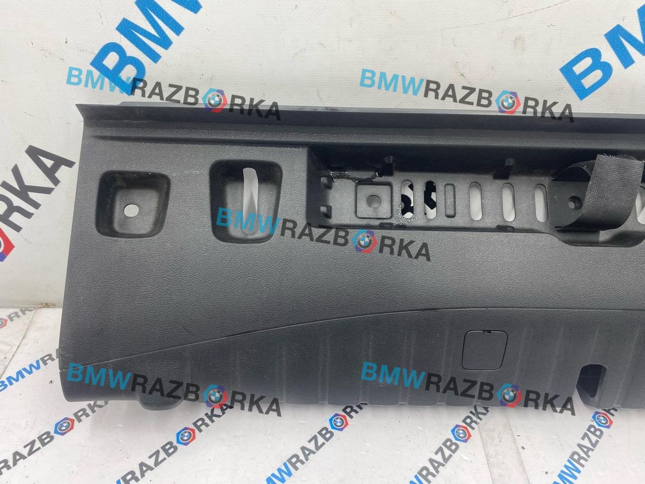 накладка внутренняя на заднюю панель кузова BMW 8 Gran Coupe G16 2022, 3.0 л., бензин, АКПП, barcelona blau metallic, седан, задний привод, 7435220, 51777435220