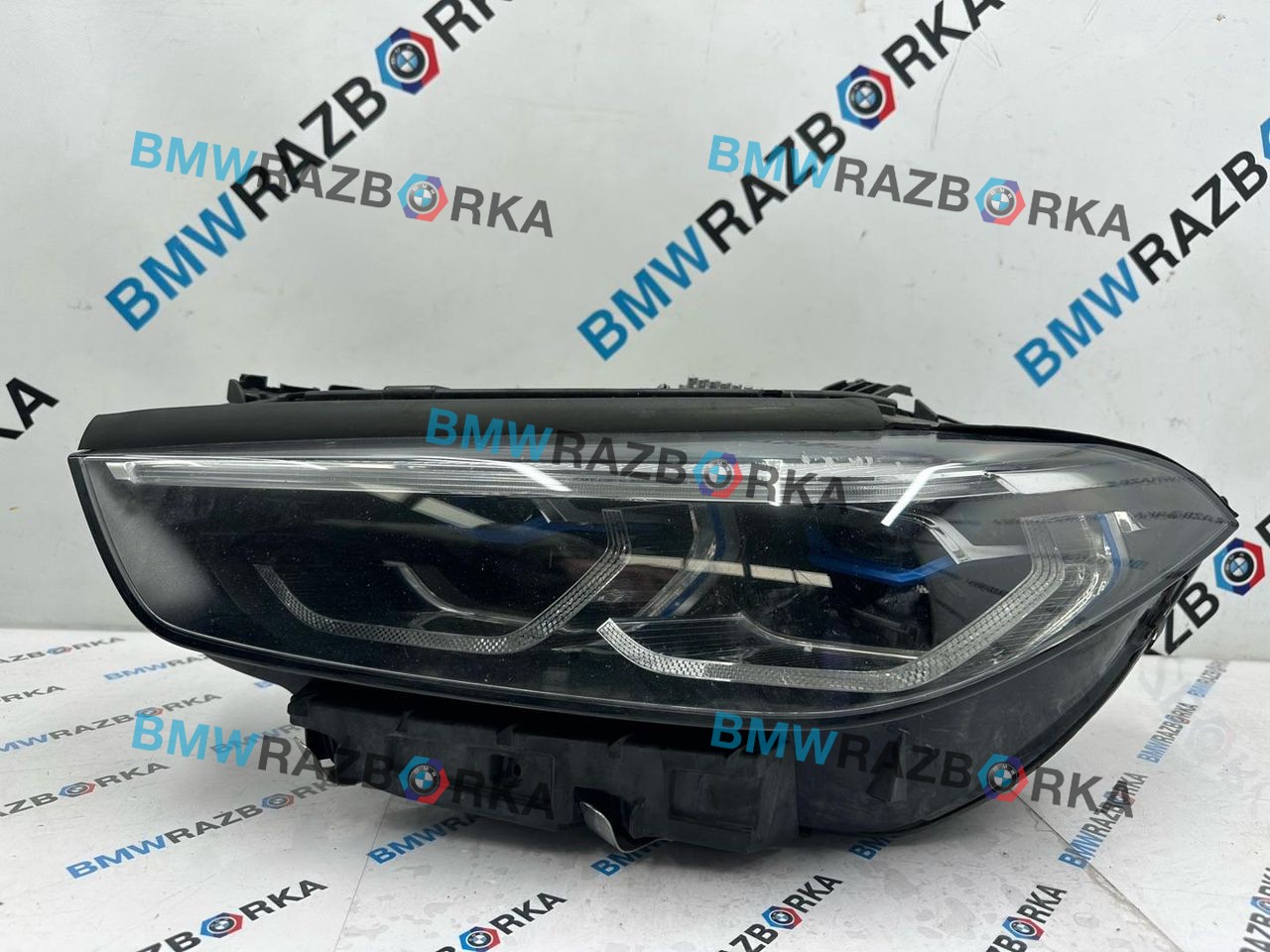 фара левая BMW 8 Gran Coupe G16 2022, 3.0 л., бензин, АКПП, barcelona blau metallic, седан, задний привод, 5A27A35