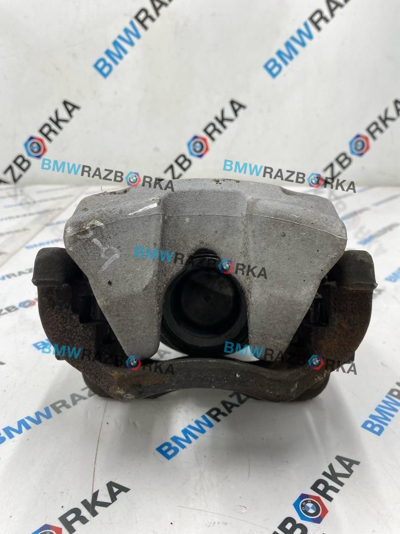 суппорт передний левый BMW 5 серия G30/G31 G30 2019, 2.0 л., B47 D20 B, дизель, АКПП, c2y, седан, задний привод