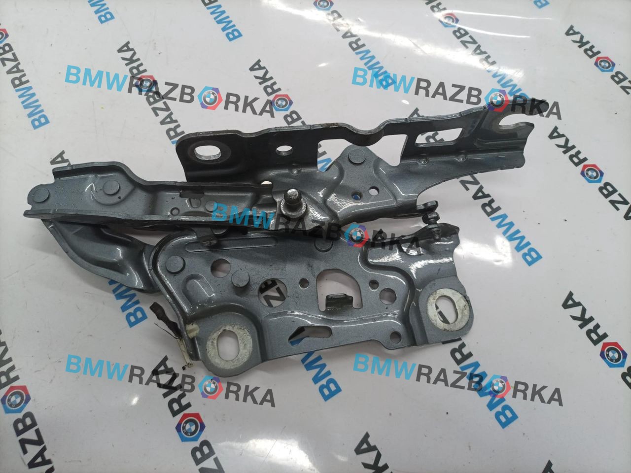 петля капота левая BMW 5 серия G30/G31 G30 2019, 2.0 л., B47 D20 B, дизель, АКПП, c2y, седан, задний привод, 7347407