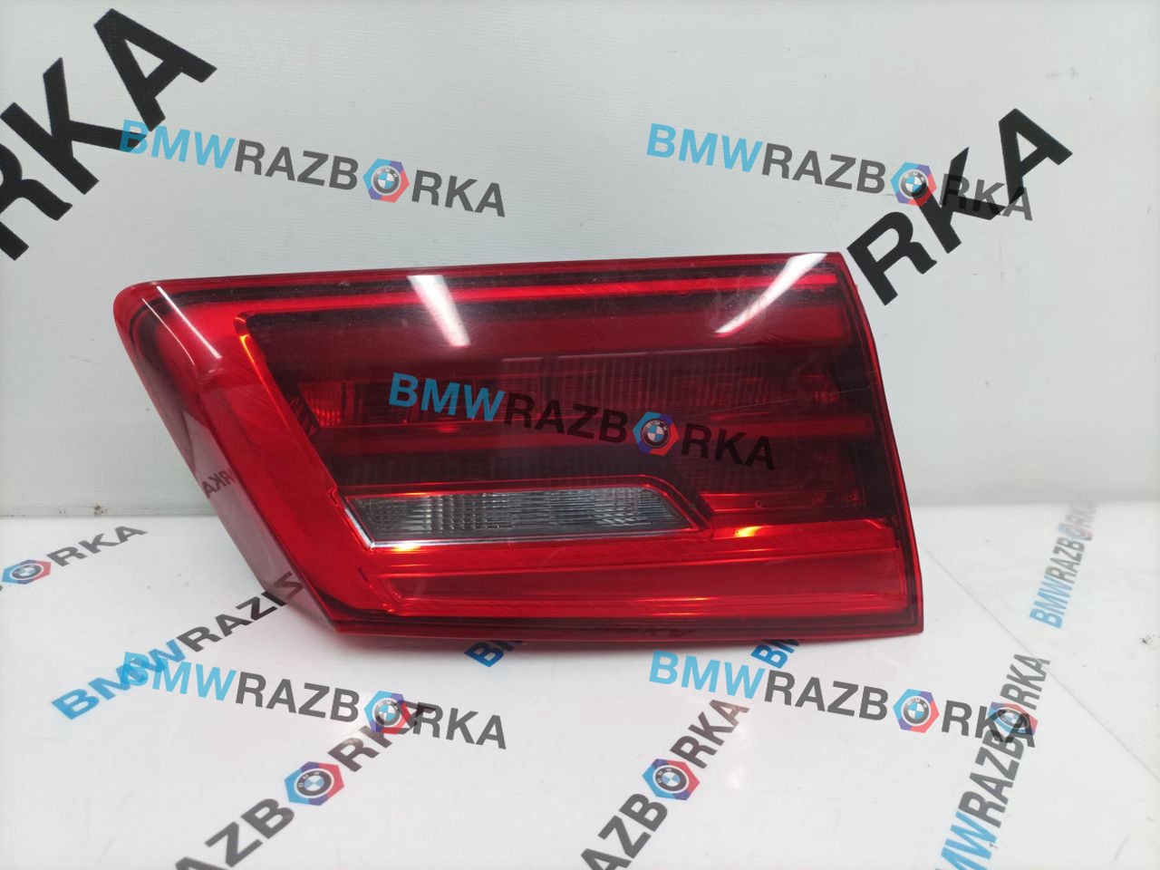 фонарь крышки багажника левый BMW 5 серия G30/G31 G30 2019, 2.0 л., B47 D20 B, дизель, АКПП, c2y, седан, задний привод, 8493049, 63218493049