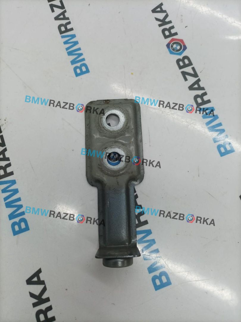 внутреннее крепление крыла BMW 5 серия G30/G31 G30 2019, 2.0 л., B47 D20 B, дизель, АКПП, c2y, седан, задний привод