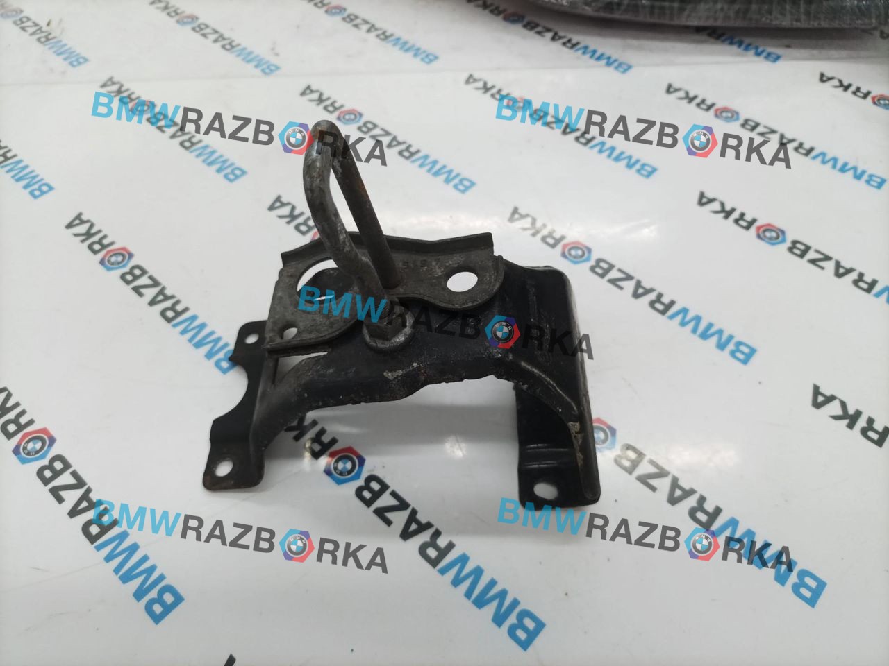 замок капота BMW X5 F15 2016, 2.0 л., N20 B20 A, бензин, АКПП, внедорожник 5 дв., полный привод, 51237325992, 7325992