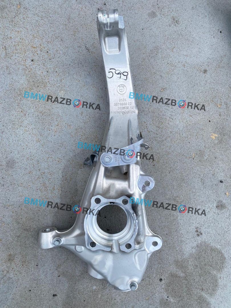 кулак поворотный левый BMW X6 G06 [рестайлинг] G06 2023, 3.0 л., B58B30P, бензин, АКПП, 416, внедорожник 5 дв., полный привод, 31216876655, 6876655