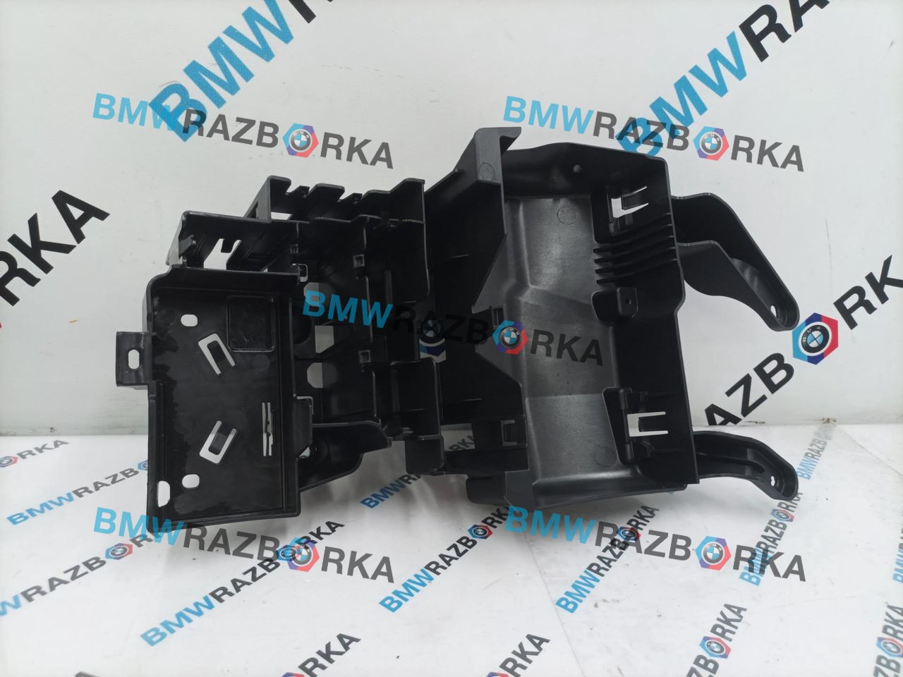 кронштейн блока управления BMW X6 G06 [рестайлинг] G06 2023, 3.0 л., B58B30P, бензин, АКПП, 416, внедорожник 5 дв., полный привод, 8780756