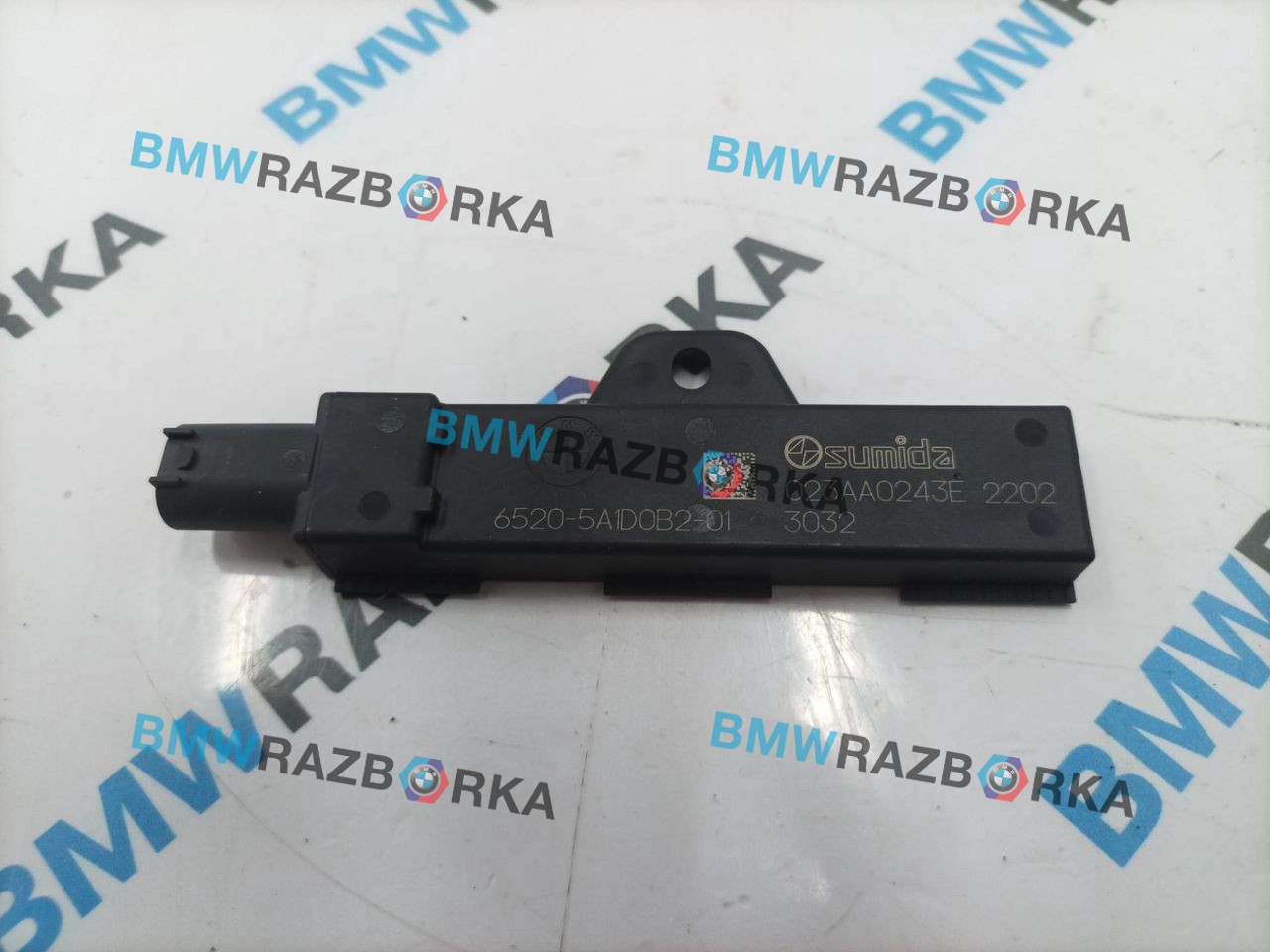 Антенна системы комфортного доступа BMW X6 G06 [рестайлинг] G06 2023, 3.0 л., B58B30P, бензин, АКПП, 416, внедорожник 5 дв., полный привод, 5A1D0B2, 62505A1D0B2