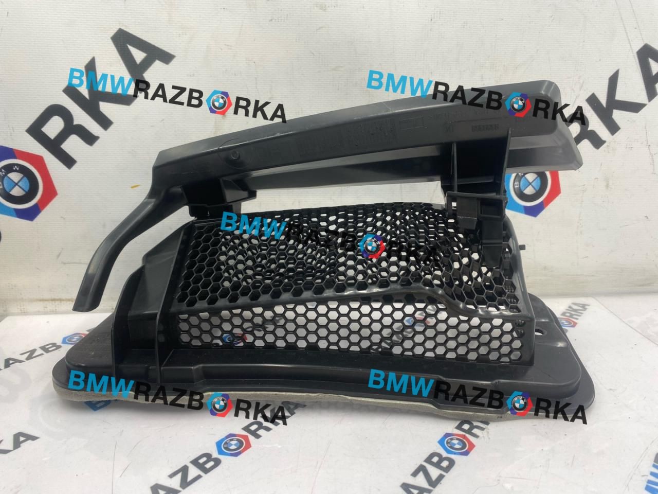 воздуховод печки BMW X6 G06 [рестайлинг] G06 2023, 3.0 л., B58B30P, бензин, АКПП, 416, внедорожник 5 дв., полный привод, 9389370