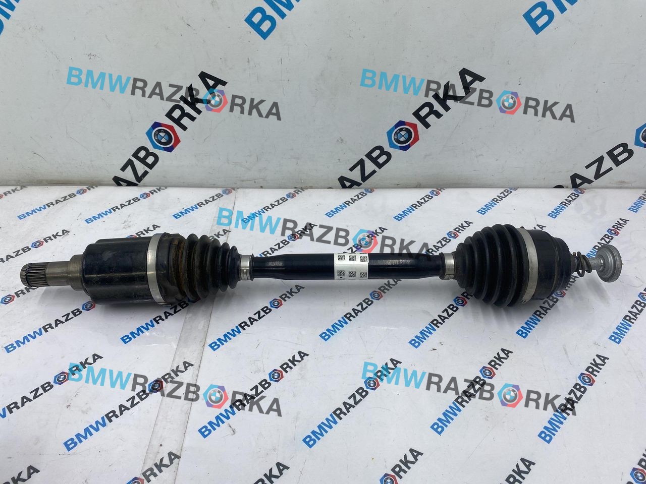 полуось передняя левая (приводной вал, ШРУС) BMW X5 G05 [рестайлинг] G05 2023, 3.0 л., B58B30P, бензин, АКПП, a96, полный привод, 8486201
