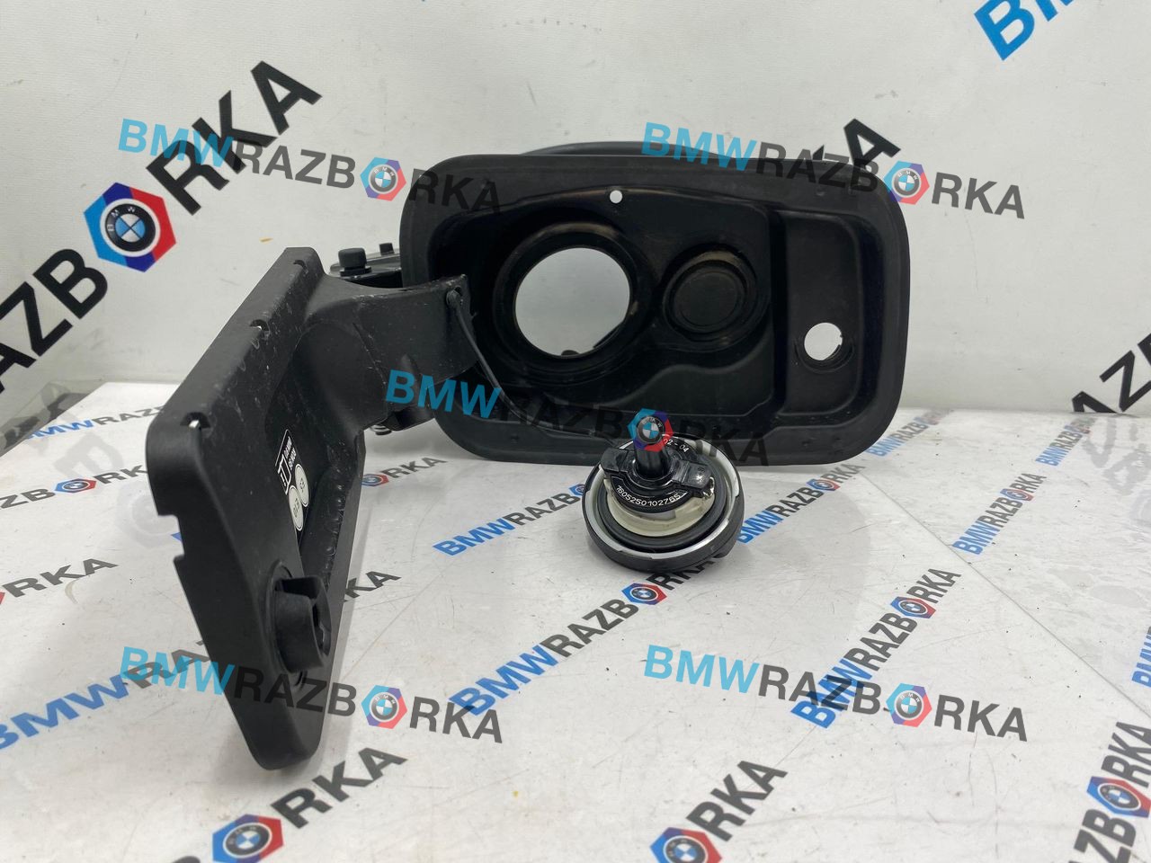 лючок топливного бака BMW X3 G45 2025, 2.0 л., B48B20P, бензин, c4p, внедорожник 5 дв., полный привод, 5A15A13