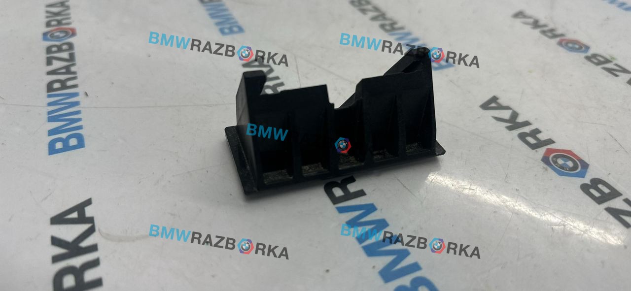 крепление аккумулятора BMW X3 G45 2025, 2.0 л., B48B20P, бензин, c4p, внедорожник 5 дв., полный привод