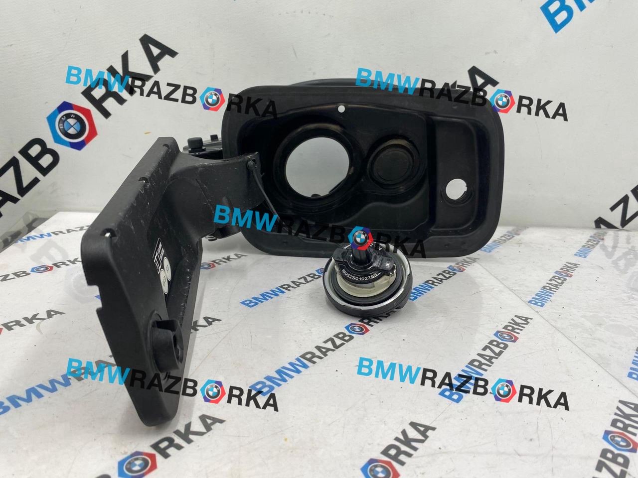лючок топливного бака BMW X3 G45 2025, 2.0 л., B48B20P, бензин, 475, внедорожник 5 дв., полный привод, 5A15A13