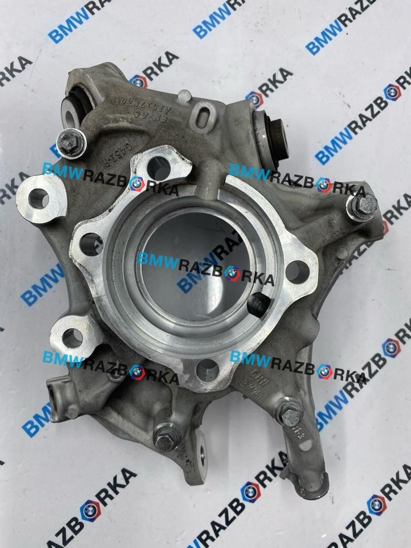 кулак задний правый BMW X3 G45 2025, 2.0 л., B48B20P, бензин, 475, внедорожник 5 дв., полный привод, 8849570