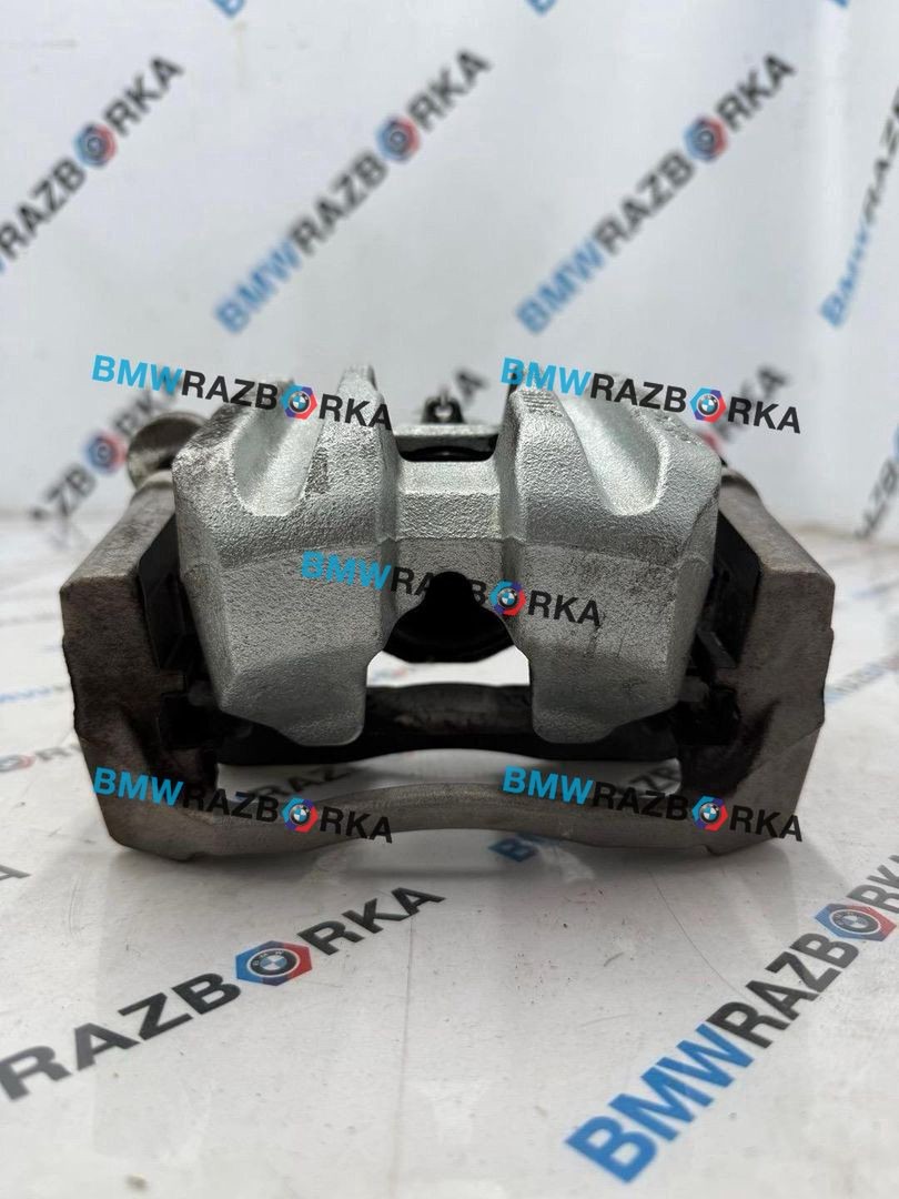 суппорт передний правый BMW X3 G45 2025, 2.0 л., B48B20P, бензин, 475, внедорожник 5 дв., полный привод