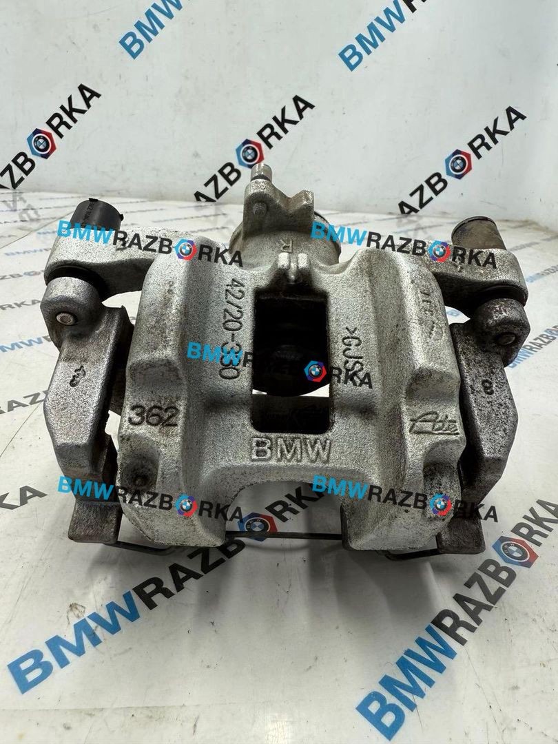 суппорт задний правый BMW X3 G45 2025, 2.0 л., B48B20P, бензин, 475, внедорожник 5 дв., полный привод
