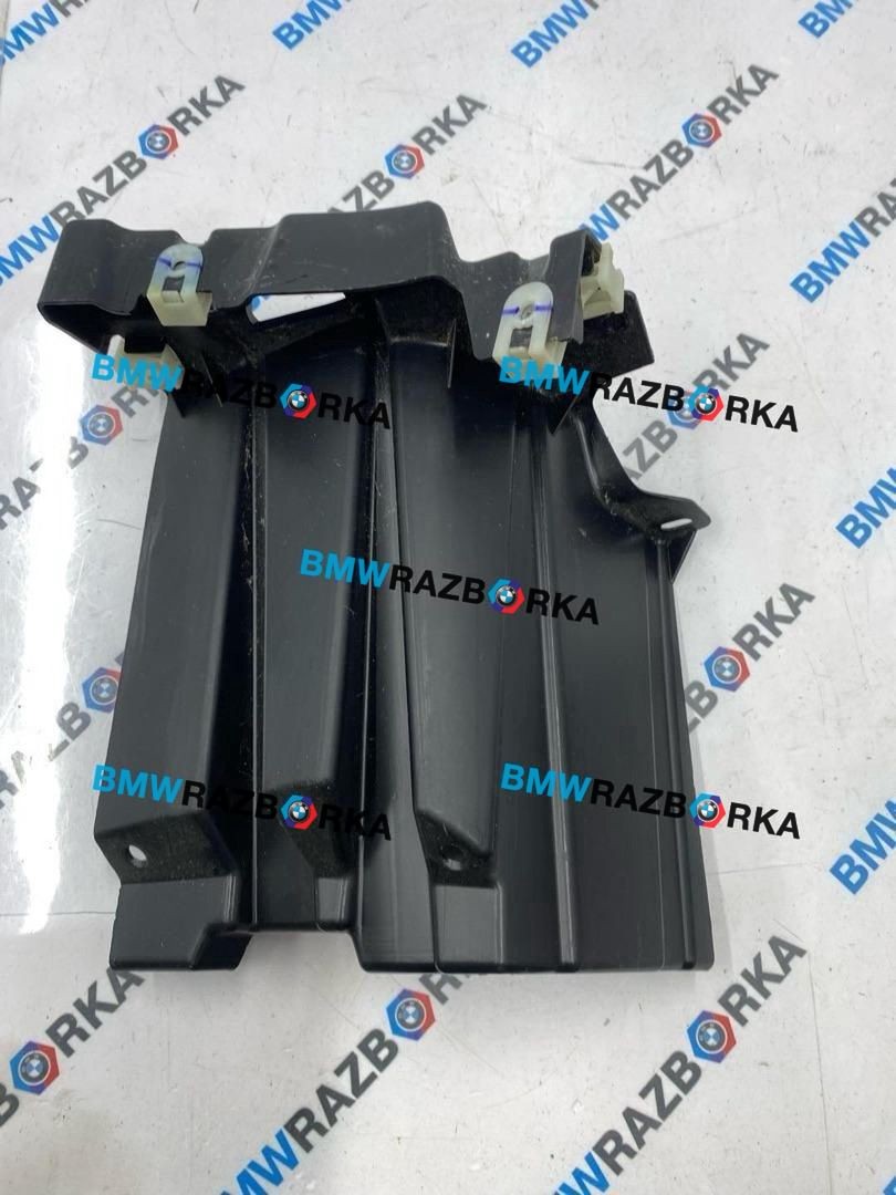 защита днища BMW X5 G05 [рестайлинг] G05 2023, 3.0 л., B58B30P, бензин, АКПП, brooklyn grau metallic, внедорожник 5 дв., полный привод, 51757424902, 7424902