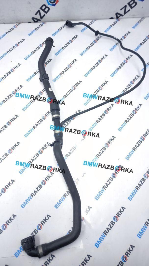 патрубок радиатора BMW X5 G05 [рестайлинг] G05 2023, 3.0 л., B58B30P, бензин, АКПП, brooklyn grau metallic, внедорожник 5 дв., полный привод, 5A1BD40