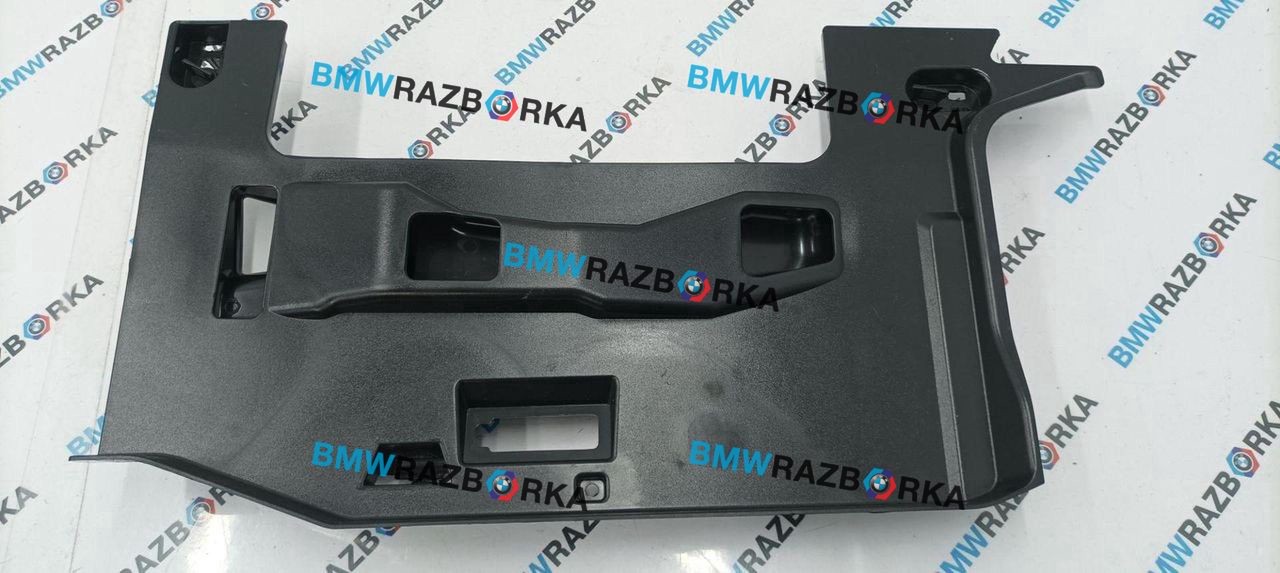 пластик BMW X5 G05 [рестайлинг] G05 2023, 3.0 л., B58B30P, бензин, АКПП, brooklyn grau metallic, внедорожник 5 дв., полный привод, 51459399371, 9399371
