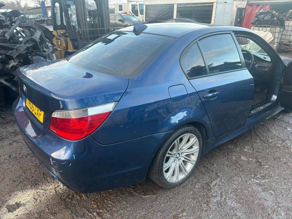BMW 5 E60/E61 2005