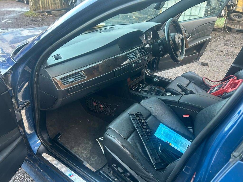 BMW 5 E60/E61 2005