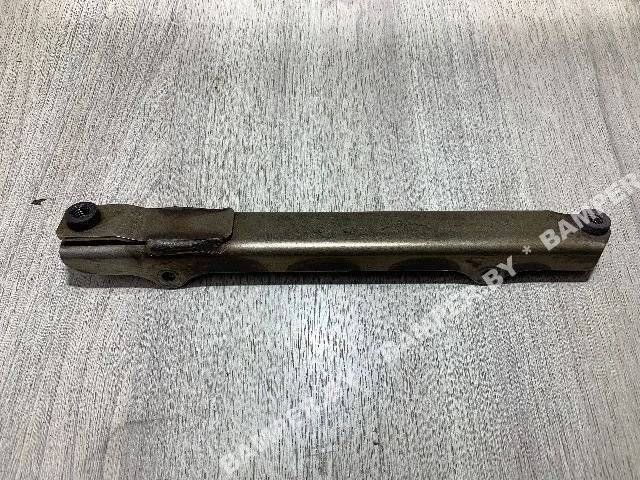 кронштейн (крепление) BMW 1 серия F20/F21 2011, 2.0 л., бензин, АКПП, хетчбэк 5 дв.