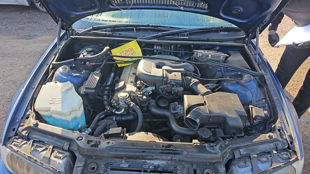 BMW 3 E46 E46/2 2001